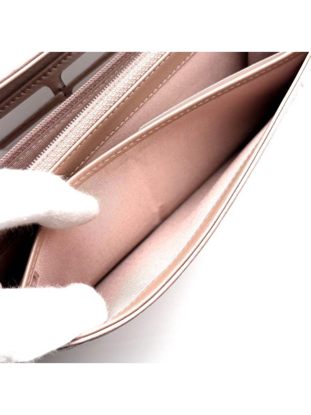 Chanel Wallet Camellia Embossed Flap - Picture 11 of 16